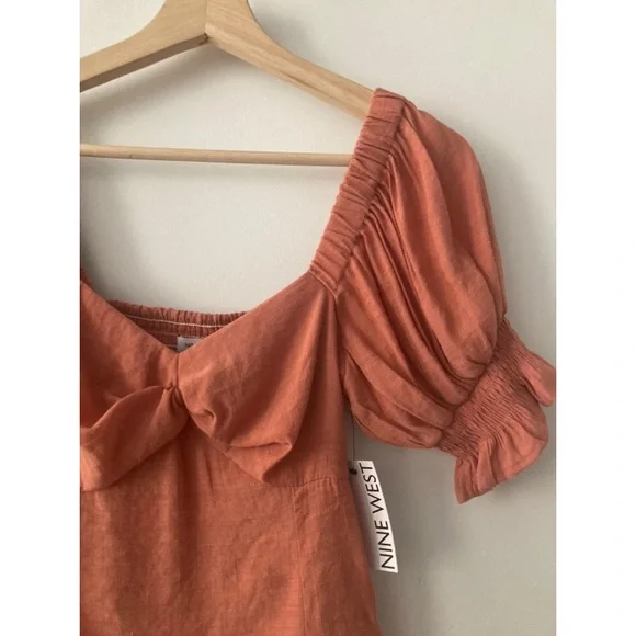 NWT corset-like top - Picture 4 of 5